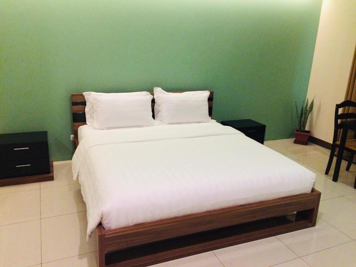Ybc Grand Hotel Olongapo Ngoại thất bức ảnh