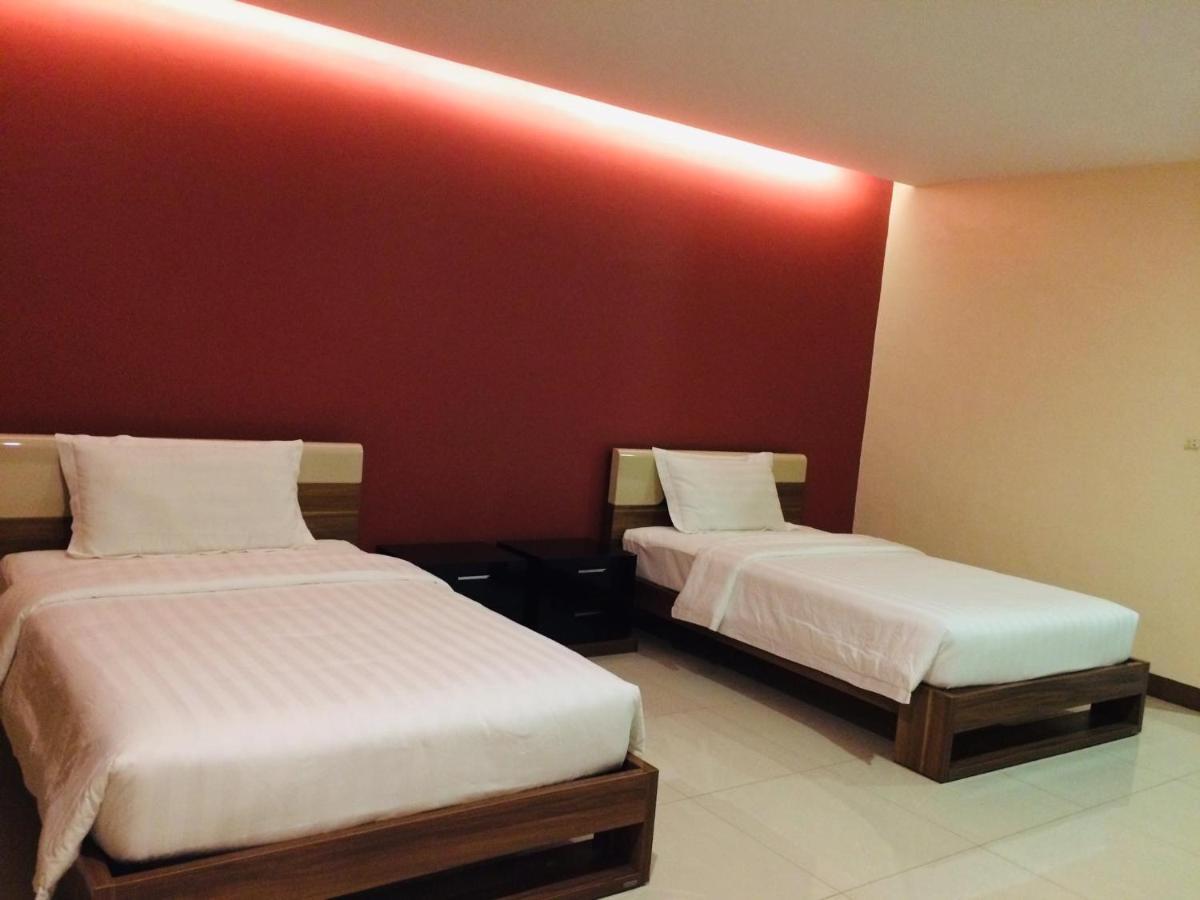 Ybc Grand Hotel Olongapo Ngoại thất bức ảnh