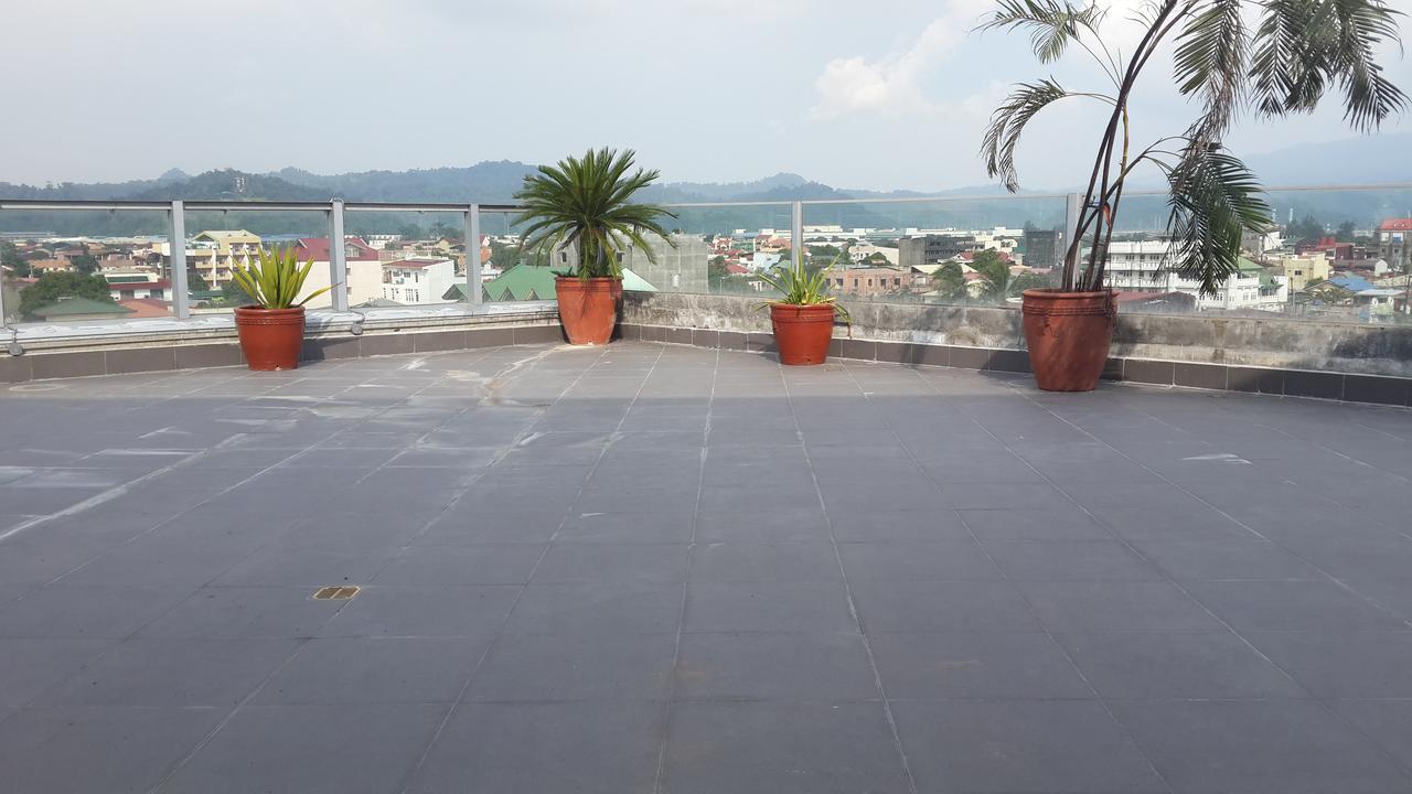 Ybc Grand Hotel Olongapo Ngoại thất bức ảnh